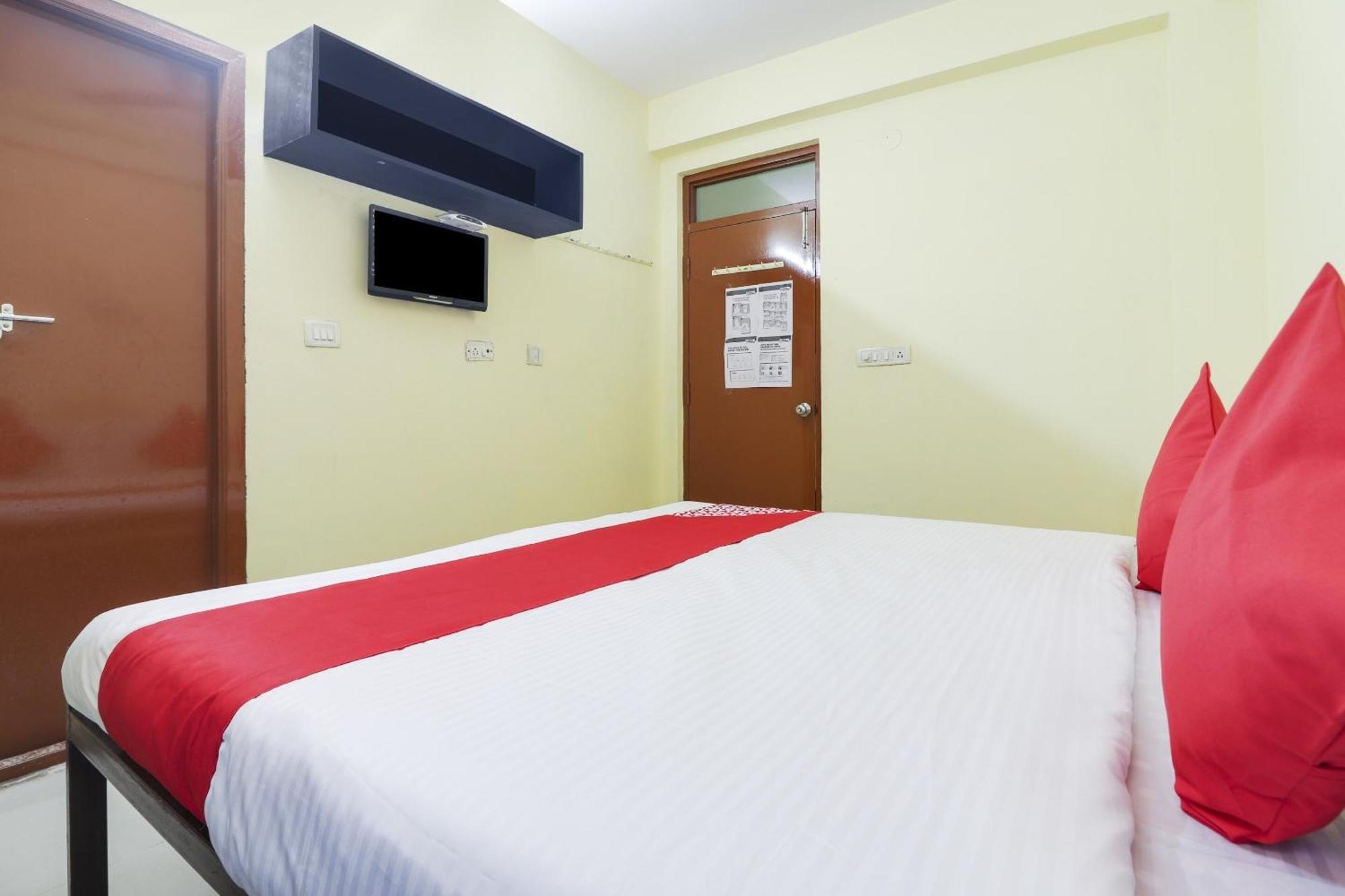 Hotel O Ruby Grand Inn Kondapur  Exteriör bild