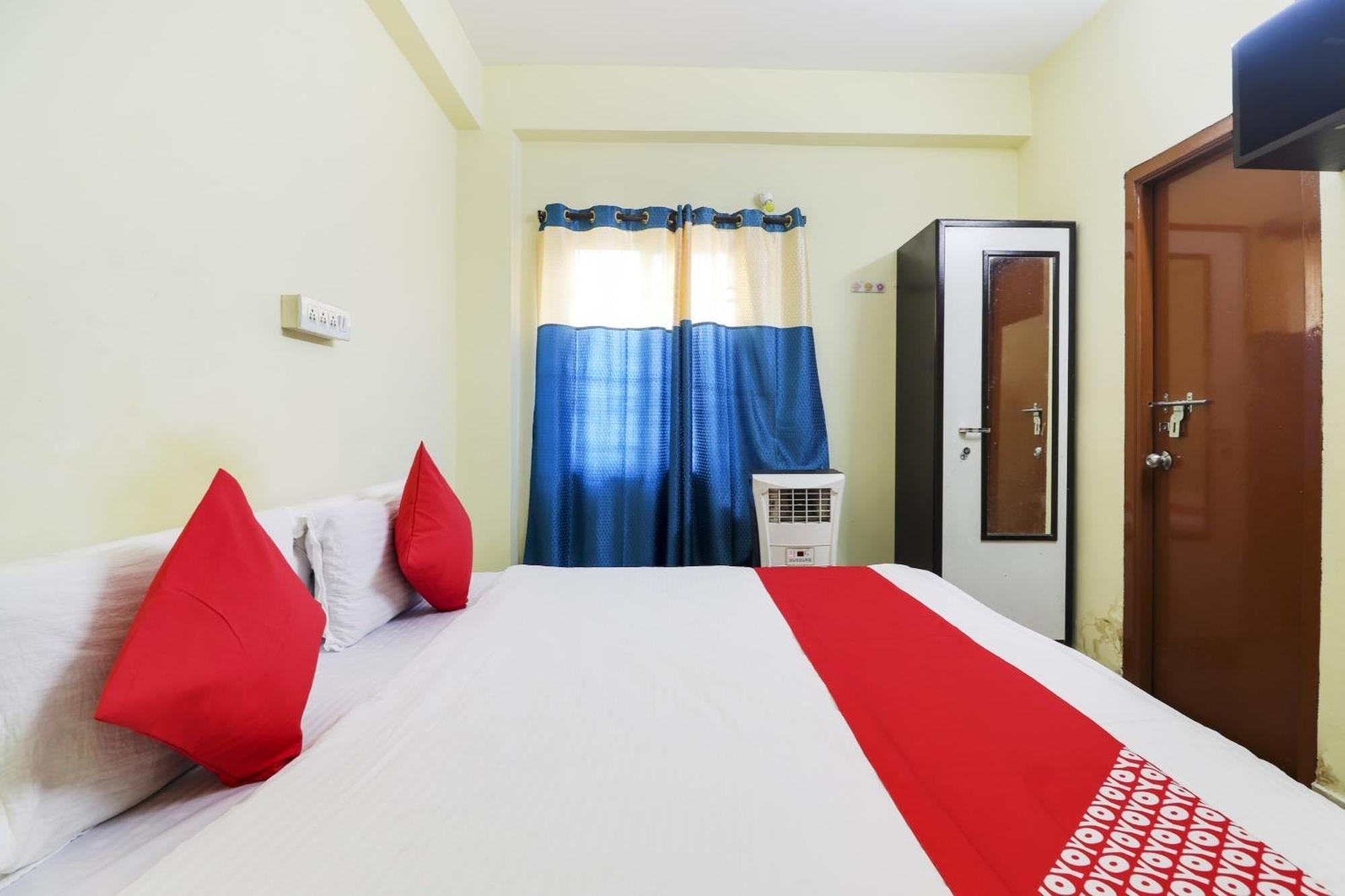 Hotel O Ruby Grand Inn Kondapur  Exteriör bild